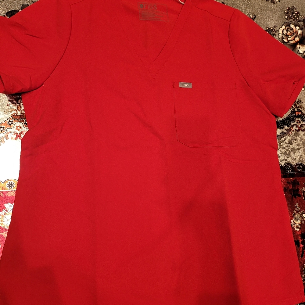 Figs red Catarina scrub top